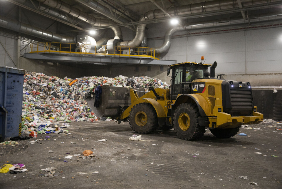 I fjor utgjorde mengden avfall til materialgjenvinning 4,4 millioner tonn, mens avfall til forbrenning var på 3,7 millioner tonn. I fjor utgjorde mengden avfall til materialgjenvinning 4,4 millioner tonn, mens avfall til forbrenning var på 3,7 millioner tonn.