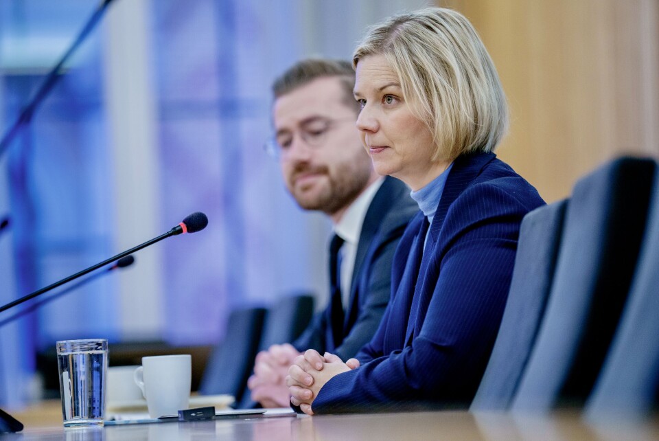 Venstre-leder Guri Melby og finanspolitisk talsperson Sveinung Rotevatn la fram Venstres alternative statsbudsjett. Venstre-leder Guri Melby og finanspolitisk talsperson Sveinung Rotevatn la fram Venstres alternative statsbudsjett.
