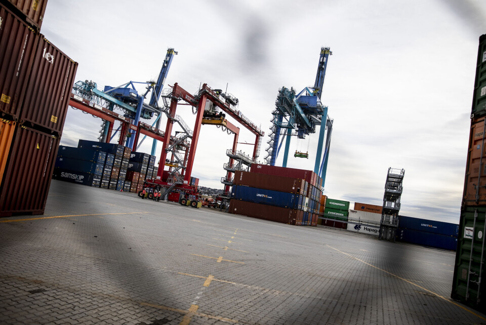 Alt tyder på at det som skal eksporteres enten kommer fra havet, eller vil bruke havet som transportvei til markedene. Da sier det seg selv at havnene kommer til å spille en sentral rolle, skriver lederne i Norske Havner. Alt tyder på at det som skal eksporteres enten kommer fra havet, eller vil bruke havet som transportvei til markedene. Da sier det seg selv at havnene kommer til å spille en sentral rolle, skriver lederne i Norske Havner.