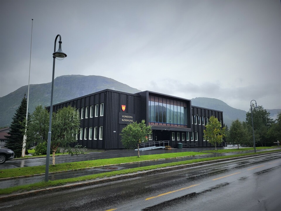 Reagerte på Hemsedals behandling av mor: – Aldri levert en tilsvarende bekymringsmelding Kommuneoverlegen og kommunepsykologen i Hemsedal varslet om at kommunen hadde påført en mor så store belastninger at det var fare for liv og helse.