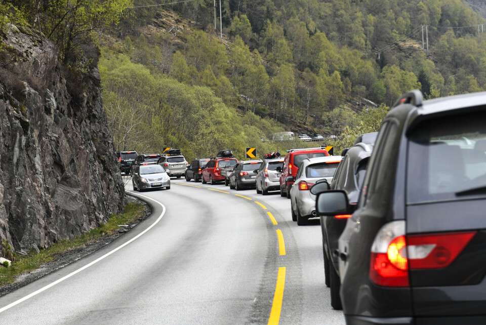 E16 ved Vaksdal er blant landets mest rasutsatte veistrekninger. E16 ved Vaksdal er blant landets mest rasutsatte veistrekninger.