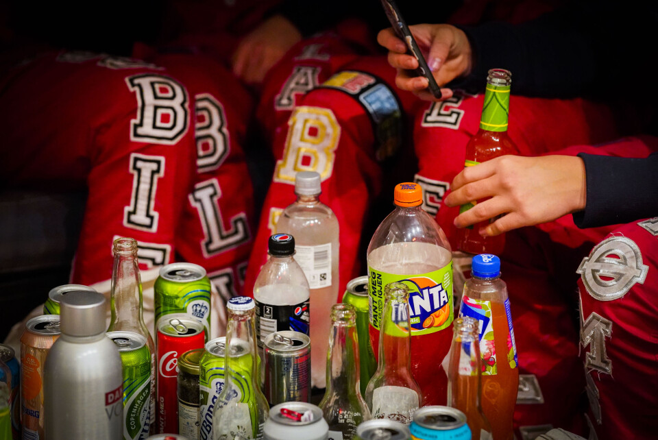 Å bidra til ny og mer inkluderende russefeiring er målet med at fylkeskommunene har fått i oppdrag å utvikle en nasjonal strategi og handlingsplan for markeringen. Å bidra til ny og mer inkluderende russefeiring er målet med at fylkeskommunene har fått i oppdrag å utvikle en nasjonal strategi og handlingsplan for markeringen.