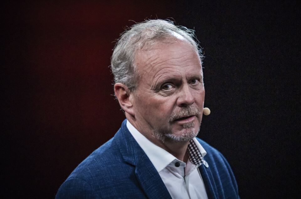 Owe Ingemann Waltherzøe sier at han fortsatt er leder Industri- og Næringspartiet til tross for stridigheter i partiledelsen. Owe Ingemann Waltherzøe sier at han fortsatt er leder Industri- og Næringspartiet til tross for stridigheter i partiledelsen.