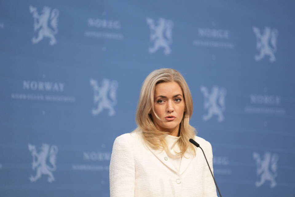 Justis- og beredskapsminister Emilie Enger Mehl (Sp) la fram nye innstramminger på dagens pressekonferanse. Justis- og beredskapsminister Emilie Enger Mehl (Sp) la fram nye innstramminger på dagens pressekonferanse.