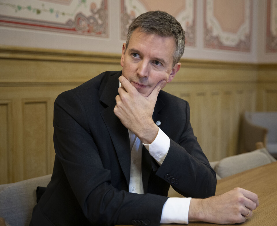 Innen begynnelsen av mai skal kommunalminister Erling Sande (Sp) legge fram et forslag til endring av inntektssystemet. Innen begynnelsen av mai skal kommunalminister Erling Sande (Sp) legge fram et forslag til endring av inntektssystemet.