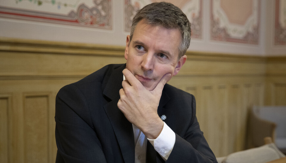 Det er snakk om «store jordbruksarealer av særs høy kvalitet, godt egnet til korndyrking», ifølge kommunalminister Erling Sande.