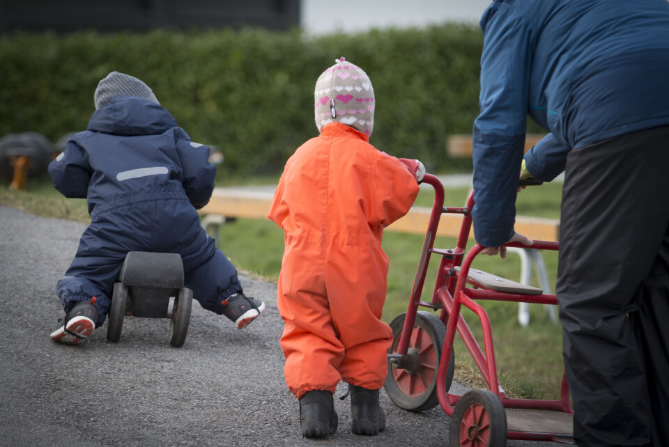 Undersøkelsen viser at foreldre ikke er trygge på sikkerheten i barnehagene. Undersøkelsen viser at foreldre ikke er trygge på sikkerheten i barnehagene.