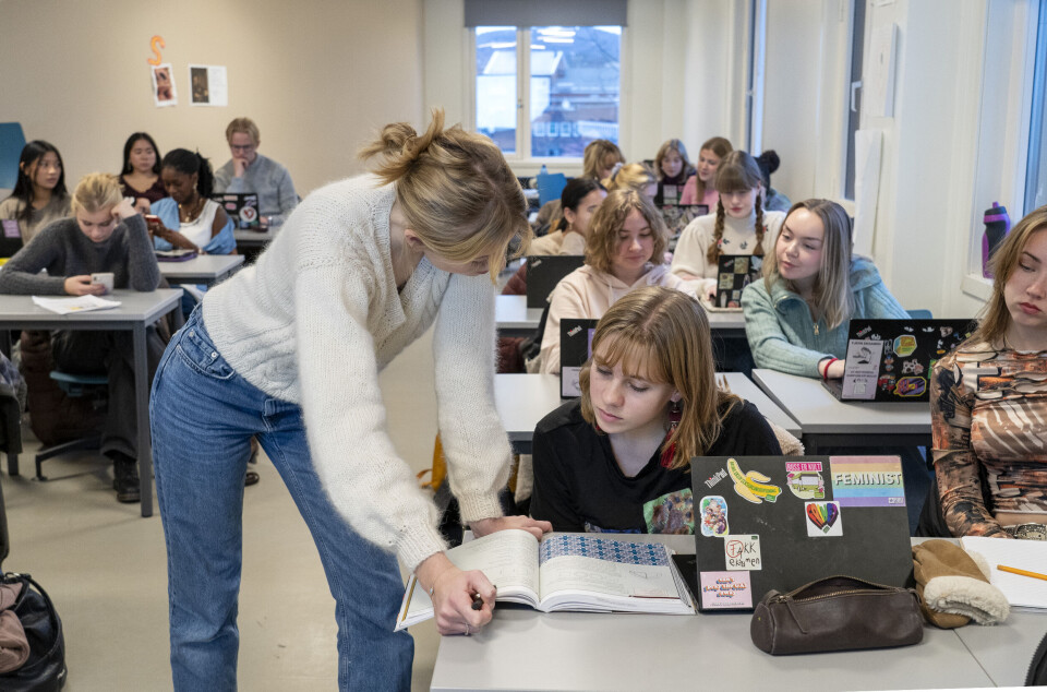 Ansatte i skole og barnehage begynner å bli lei av å føle seg utilstrekkelige i jobben, og se at utdanning ikke prioriteres, skriver Per Kristian Solevåg. Ansatte i skole og barnehage begynner å bli lei av å føle seg utilstrekkelige i jobben, og se at utdanning ikke prioriteres, skriver Per Kristian Solevåg.