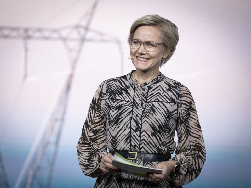 Helse- og omsorgsminister Ingvild Kjerkol har ledet et utvalg som legger fram forslag til Arbeiderpartiets landsmøte om ny helse og velferdspolitikk. De vil at fastlegene skal bruke mindre tid på å skrive attester. Helse- og omsorgsminister Ingvild Kjerkol har ledet et utvalg som legger fram forslag til Arbeiderpartiets landsmøte om ny helse og velferdspolitikk. De vil at fastlegene skal bruke mindre tid på å skrive attester.