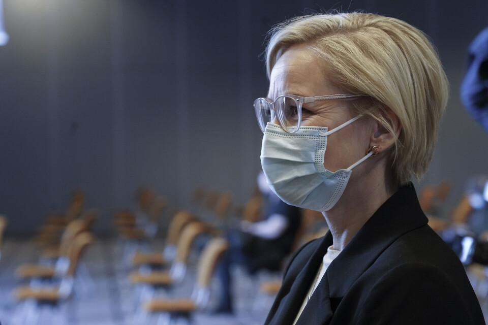Helse- og omsorgsminister Ingvild Kjerkol (Ap) har svart Stortingets kontrollkomité om rødt nivå på videregående skoler. Helse- og omsorgsminister Ingvild Kjerkol (Ap) har svart Stortingets kontrollkomité om rødt nivå på videregående skoler.