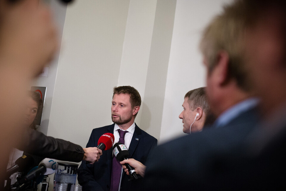Helse- og omsorgsminister Bent Høie (H) møtte i åpen høring i Stortingets kontroll- og konstitusjonskomité fredag 13. februar 2015 i forbindelse med departementets eierstyring knyttet til det nye sykehuset i Nordmøre og Romsdal. Foto: Audun Braastad / NTB scanpix Helse- og omsorgsminister Bent Høie (H) møtte i åpen høring i Stortingets kontroll- og konstitusjonskomité fredag 13. februar 2015 i forbindelse med departementets eierstyring knyttet til det nye sykehuset i Nordmøre og Romsdal. Foto: Audun Braastad / NTB scanpix