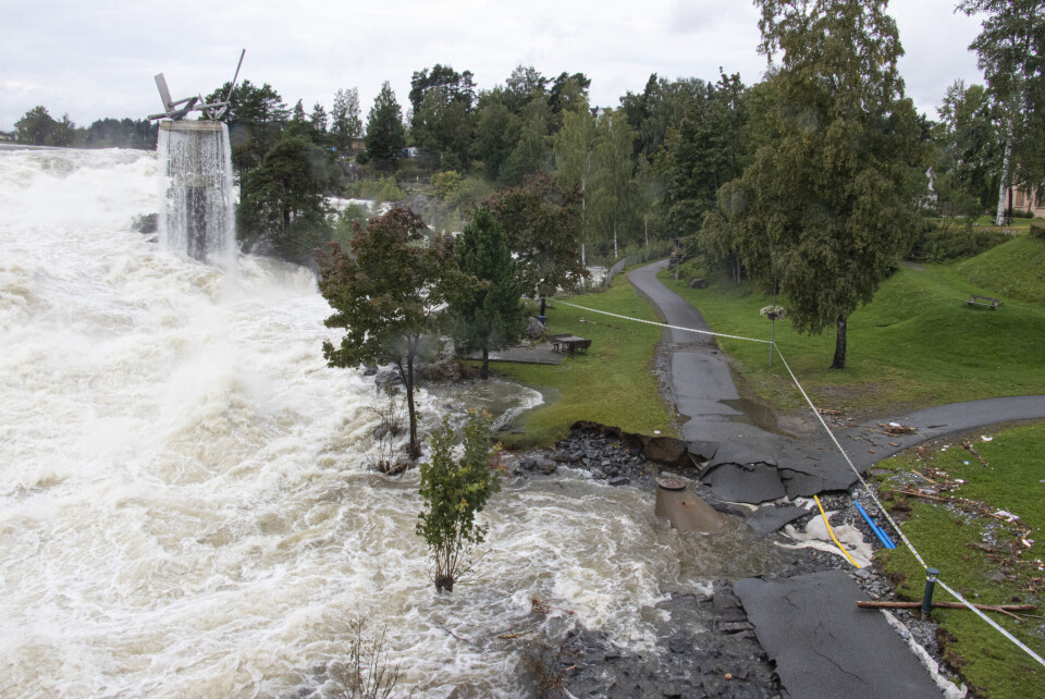 Storelva gjennom Hønefoss gjorde betydelige skader på infrastrukturen under uværet Hans i fjor høst. Storelva gjennom Hønefoss gjorde betydelige skader på infrastrukturen under uværet Hans i fjor høst.