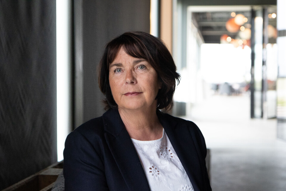 Eldreombud Bente Lund Jacobsen ønsker ikke at eldre skal bli smittet i sitt eget hjem. Nå krever hun at helsepersonell som jobber med eldre, skal være fullvaksinert. Eldreombud Bente Lund Jacobsen ønsker ikke at eldre skal bli smittet i sitt eget hjem. Nå krever hun at helsepersonell som jobber med eldre, skal være fullvaksinert.