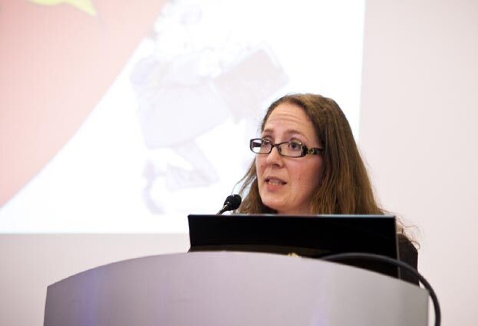 Hanne Wien er leder av offentlighetsutvalget og har ledet arbeidet med Åpenhetsindeksen. Hun mener at noe av det viktigste som kommer fram i undersøkelsen, er at mange kommune pålegger politikerne taushetsplikt om saker som føres bak lukkede dører. Foto: Magnus Knutsen Bjørke Hanne Wien er leder av offentlighetsutvalget og har ledet arbeidet med Åpenhetsindeksen. Hun mener at noe av det viktigste som kommer fram i undersøkelsen, er at mange kommune pålegger politikerne taushetsplikt om saker som føres bak lukkede dører. Foto: Magnus Knutsen Bjørke