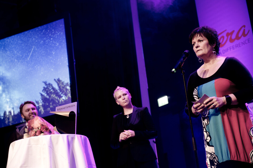 Siv Anniken Røv holder takketale under Kommunikasjonsforeningens høstseminar. Foto: Jon Olav Nesvold / NTB scanpix Siv Anniken Røv holder takketale under Kommunikasjonsforeningens høstseminar. Foto: Jon Olav Nesvold / NTB scanpix