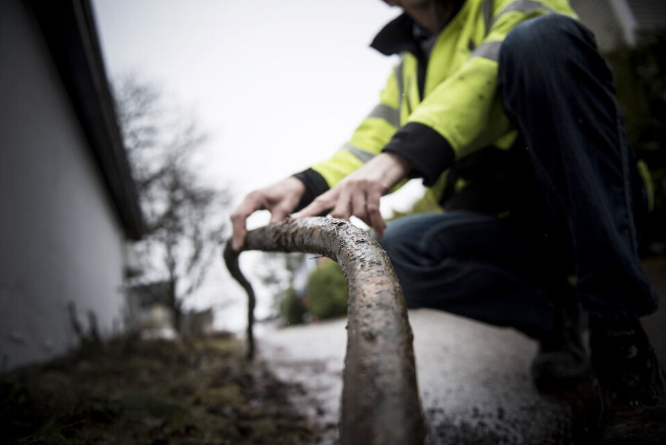 Norske vannledningsnett lekker. Nesten 30 prosent av vannproduksjonen ved kommunale vannverk rant i 2015 ut før den kom fram til forbruker, påpeker Tore A. Larsen. Illustrasjonsfoto: Lisa Rypeng Norske vannledningsnett lekker. Nesten 30 prosent av vannproduksjonen ved kommunale vannverk rant i 2015 ut før den kom fram til forbruker, påpeker Tore A. Larsen. Illustrasjonsfoto: Lisa Rypeng