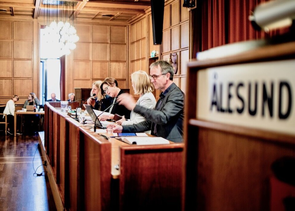 Kommunal Rapport ser gode argumenter for at kommunedelsutvalg på nye Ålesunds vis skal testes. Arkivfoto: Magnus K. Bjørke Kommunal Rapport ser gode argumenter for at kommunedelsutvalg på nye Ålesunds vis skal testes. Arkivfoto: Magnus K. Bjørke