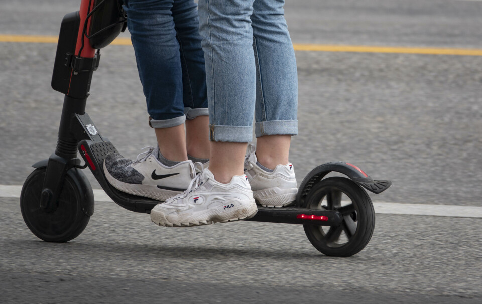 Det er grunn til å forvente at elsparkesyklene vil spre seg til flere byer og tettsteder, og NKF mener derfor det vil være hensiktsmessig å dele kunnskap om gode løsninger, skriver Rune Aale-Hansen. Det er grunn til å forvente at elsparkesyklene vil spre seg til flere byer og tettsteder, og NKF mener derfor det vil være hensiktsmessig å dele kunnskap om gode løsninger, skriver Rune Aale-Hansen.