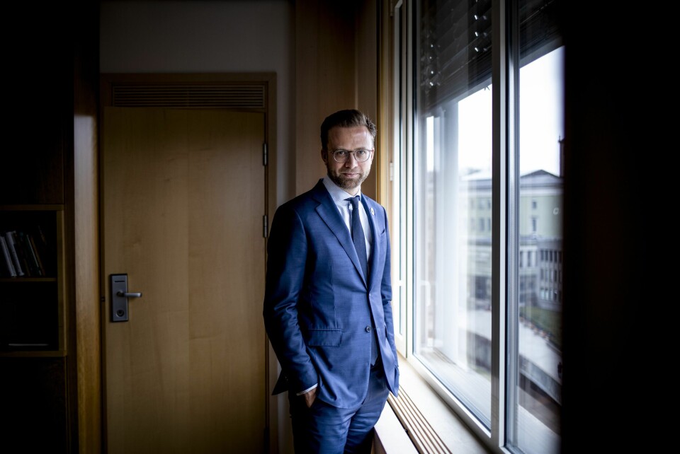 – Vi følger nøye med på situasjonen og utelukker ikke at det vil bli behov for ytterligere bevilgninger til kommunene, sier kommunal- og moderniseringsminister Nikolai Astrup (H). – Vi følger nøye med på situasjonen og utelukker ikke at det vil bli behov for ytterligere bevilgninger til kommunene, sier kommunal- og moderniseringsminister Nikolai Astrup (H).