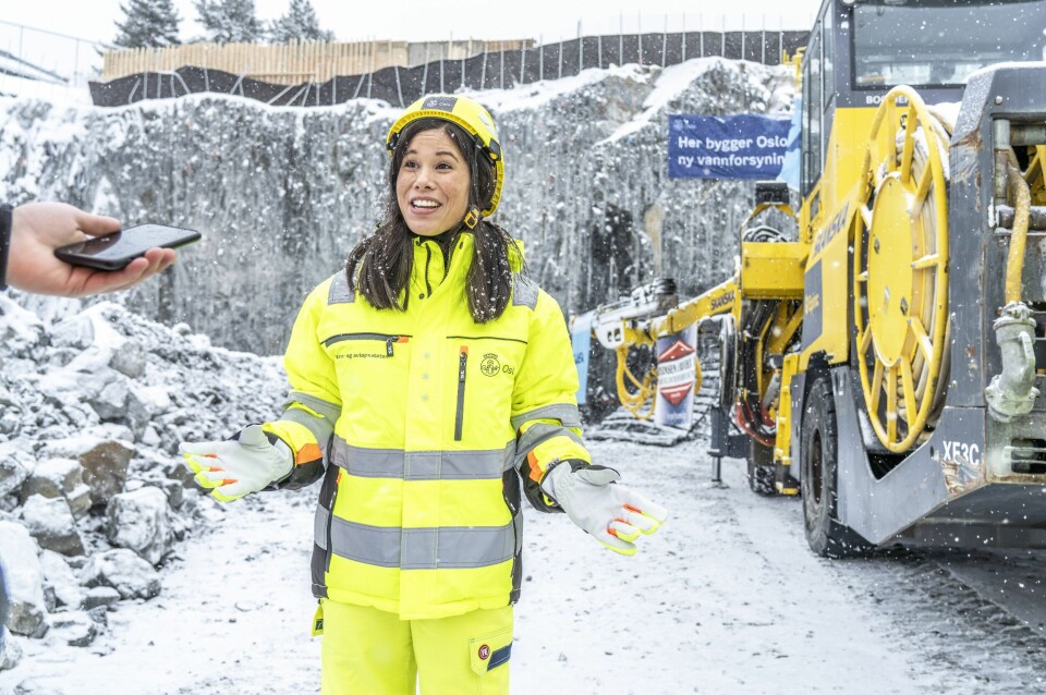 I februar markerte byråd for miljø- og samferdsel Lan Marie Berg startskuddet for byggingen av nye reservevannløsning til Oslo. Nå varsler byrådet at prosjektet vil koste 17,7 milliarder kroner, 5,2 milliarder mer enn tidligere anslått. I februar markerte byråd for miljø- og samferdsel Lan Marie Berg startskuddet for byggingen av nye reservevannløsning til Oslo. Nå varsler byrådet at prosjektet vil koste 17,7 milliarder kroner, 5,2 milliarder mer enn tidligere anslått.