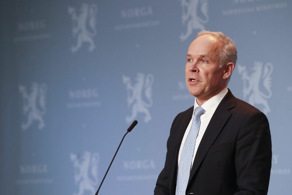 Finansminister Jan Tore Sanner (H) la tirsdag fram nye økonomiske koronatiltak på en pressekonferanse i Oslo. Finansminister Jan Tore Sanner (H) la tirsdag fram nye økonomiske koronatiltak på en pressekonferanse i Oslo.