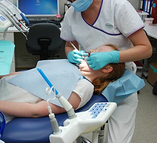 Agder legger ned 15 tannklinikker - håper å spare penger