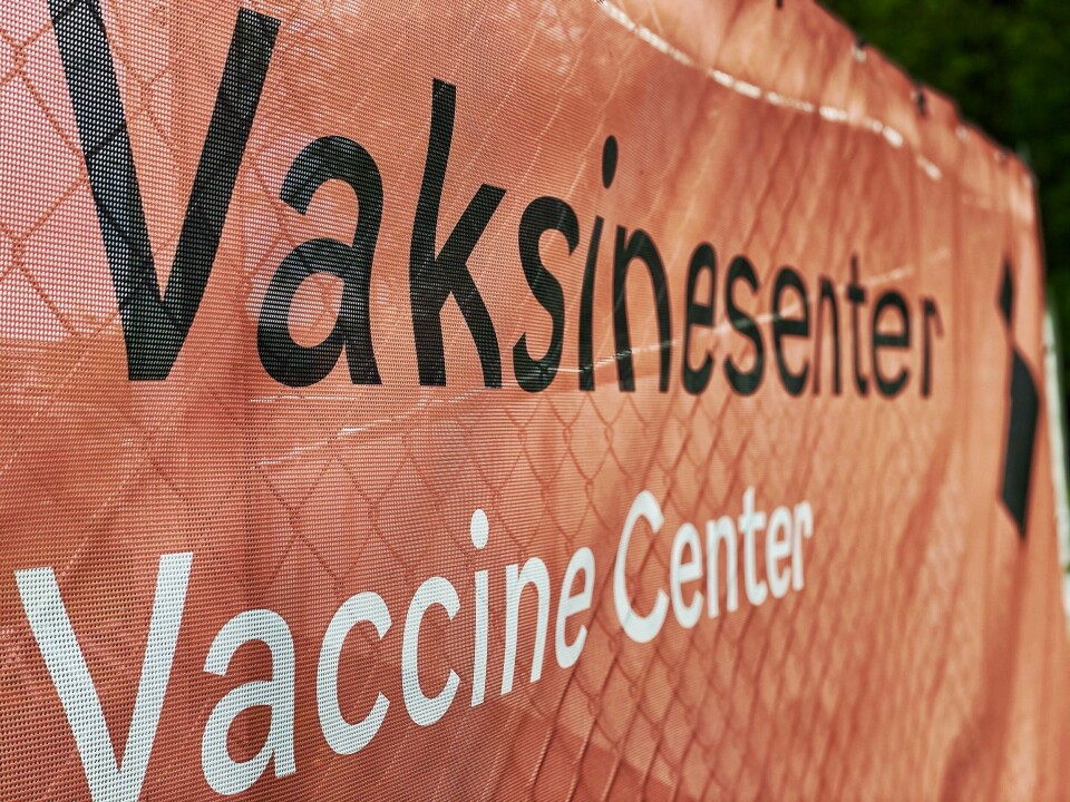 Over 3,6 millioner mennesker i Norge har fått første dose med vaksine. Over 3,6 millioner mennesker i Norge har fått første dose med vaksine.