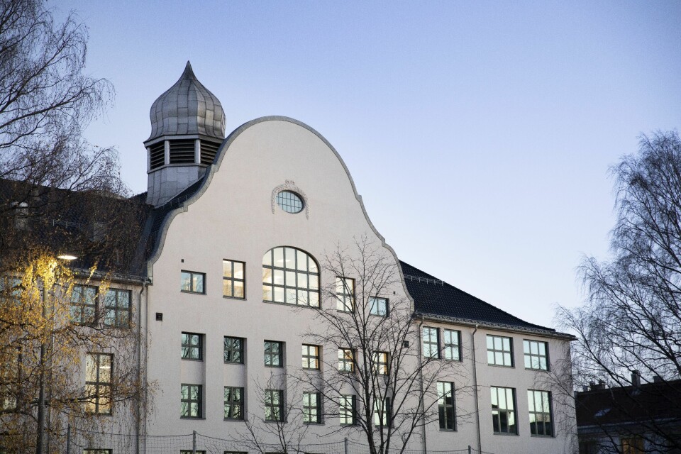 Høyre vil ha tidlig skoleferie for å dempe smittepresset i Oslo-skolene. Her fra Bjølsen skole i Oslo. Høyre vil ha tidlig skoleferie for å dempe smittepresset i Oslo-skolene. Her fra Bjølsen skole i Oslo.