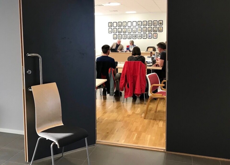 I Snåsa fikk kommunestyrerepresentantene bare 480 kroner i godtgjørelse i fjor, og 80 prosent av dem mener beløpet ikke står i forhold til arbeidsinnsatsen. Foto: Hanne Wien I Snåsa fikk kommunestyrerepresentantene bare 480 kroner i godtgjørelse i fjor, og 80 prosent av dem mener beløpet ikke står i forhold til arbeidsinnsatsen. Foto: Hanne Wien
