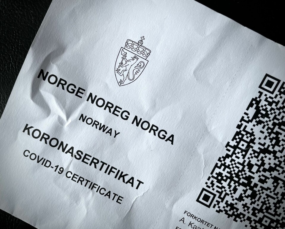 Koronasertifikat er foreløpig ikke innført i Norge, men et flertall i Trondheim bystyre åpner for dette. Koronasertifikat er foreløpig ikke innført i Norge, men et flertall i Trondheim bystyre åpner for dette.
