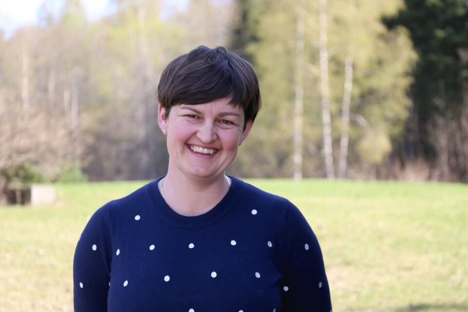 Marit Hougsrud (Sp) avløser Kåre Helland (Sp) som ordfører i Sør-Aurdal i Valdres. Etter tre perioder ønsket han ikke gjenvalg. Foto: Privat Marit Hougsrud (Sp) avløser Kåre Helland (Sp) som ordfører i Sør-Aurdal i Valdres. Etter tre perioder ønsket han ikke gjenvalg. Foto: Privat