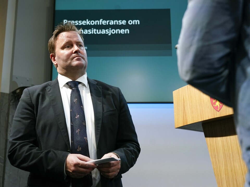 Assisterende helsedirektør Espen Rostrup Nakstad sier at Helsedirektoratet har overlevert råd om eventuell bruk av koronapass i Norge. Assisterende helsedirektør Espen Rostrup Nakstad sier at Helsedirektoratet har overlevert råd om eventuell bruk av koronapass i Norge.
