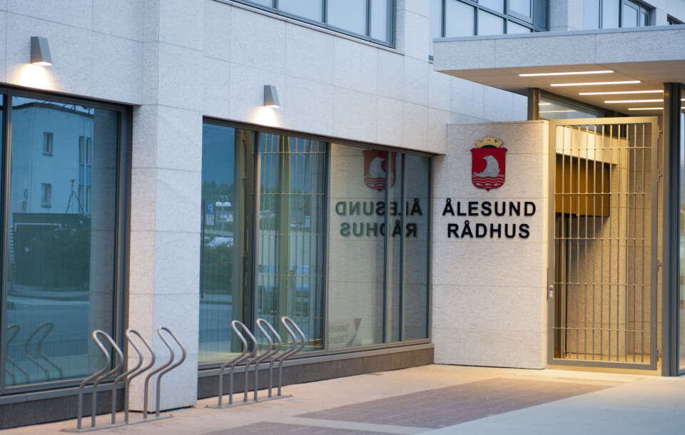 Ålesund kommune vurderer Helseplattformen som forsvarlig og er klare til å ta den i bruk, som første kommune i Møre og Romsdal. Ålesund kommune vurderer Helseplattformen som forsvarlig og er klare til å ta den i bruk, som første kommune i Møre og Romsdal.