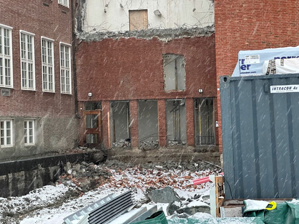 Trondheim katedralskole renoveres, og i dette arbeidet brukes mange ombruksmaterialer. Trondheim katedralskole renoveres, og i dette arbeidet brukes mange ombruksmaterialer.