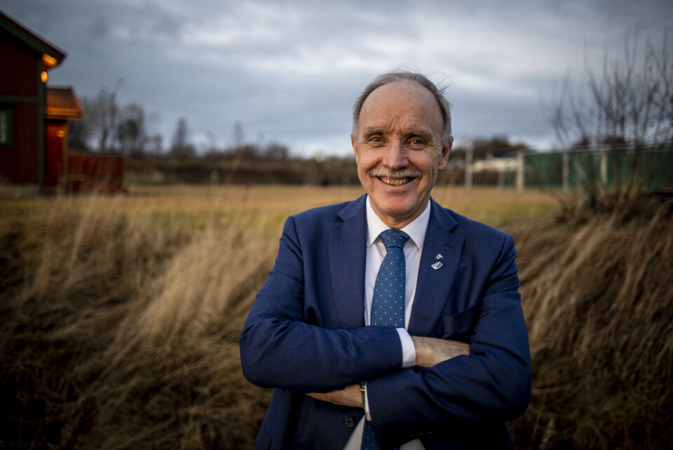 Bø og ordfører Sture Pedersen har satt ned formuesskatten og fått tilflytting. Det vil de få fortsette med under den nye regjeringen. Bø og ordfører Sture Pedersen har satt ned formuesskatten og fått tilflytting. Det vil de få fortsette med under den nye regjeringen.