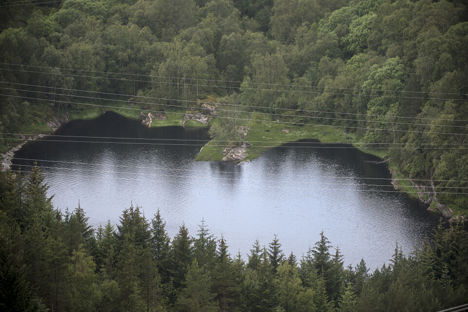 Sykdomsutbruddet på Askøy skyldtes trolig smitte fra dyr i høydebassenget på Øvre Kleppe. Foto: Marit Hommedal / NTB scanpix Sykdomsutbruddet på Askøy skyldtes trolig smitte fra dyr i høydebassenget på Øvre Kleppe. Foto: Marit Hommedal / NTB scanpix