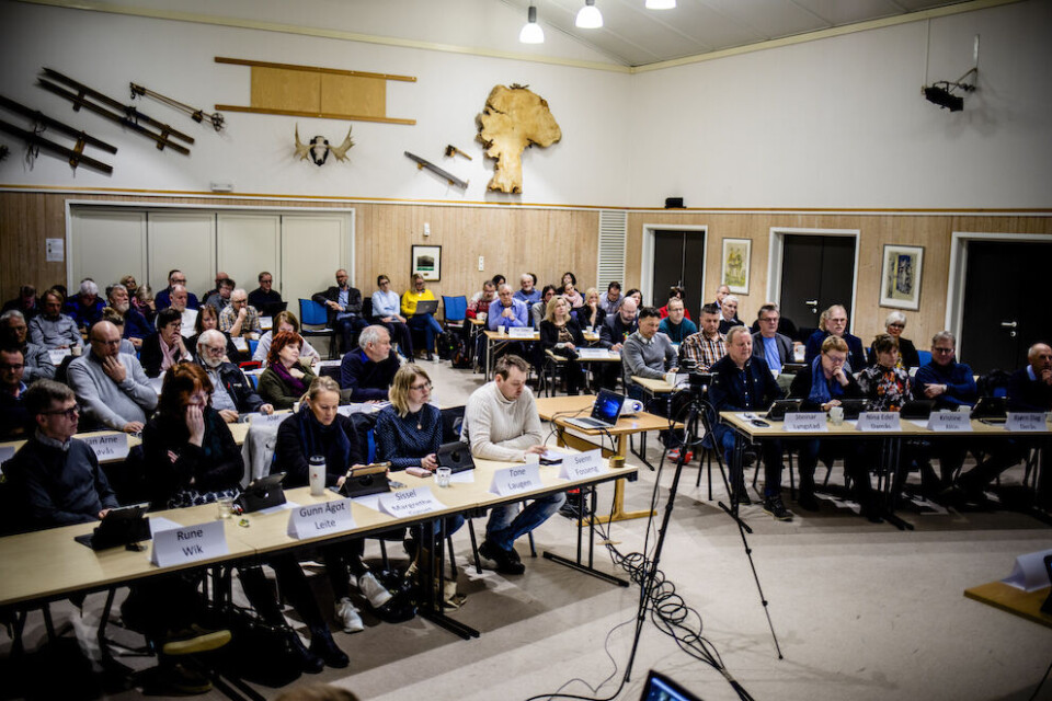 Møteboken for møter i folkevalgte organer skal angi hvordan partiene har stemt, og hvis de deler seg og stemmer ulik, må representantene navngis, slik at det blir mulig å vite hva den enkelte har stemt, skriver Siri Halvorsen. Illustrasjonsfoto: Magnus K. Bjørke Møteboken for møter i folkevalgte organer skal angi hvordan partiene har stemt, og hvis de deler seg og stemmer ulik, må representantene navngis, slik at det blir mulig å vite hva den enkelte har stemt, skriver Siri Halvorsen. Illustrasjonsfoto: Magnus K. Bjørke