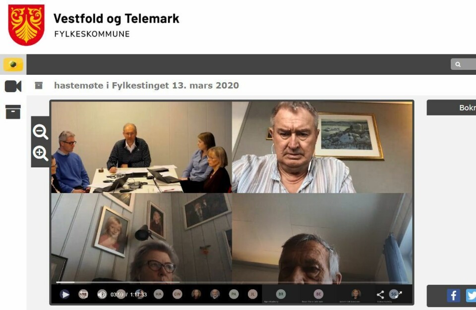 Det første heldigitale fylkestingsmøtet i Vestfold og Telemark ble direktesendt og deretter lagt ut som opptak, så alle kunne se debattene. Skjermdump fra fylkestingets nettsider. Det første heldigitale fylkestingsmøtet i Vestfold og Telemark ble direktesendt og deretter lagt ut som opptak, så alle kunne se debattene. Skjermdump fra fylkestingets nettsider.