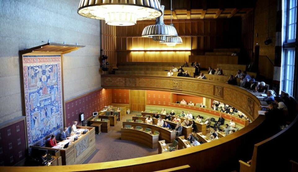 I Oslo, som i de andre parlamentarisk styrte kommunene og fylkeskommunene, blir saksdokumenter hemmeligholdt fram til vedtak i bystyret. Det vil være svært uheldig om denne praksisen lovfestes, mener Kommunal Rapport. Foto: Joakim S. Enger I Oslo, som i de andre parlamentarisk styrte kommunene og fylkeskommunene, blir saksdokumenter hemmeligholdt fram til vedtak i bystyret. Det vil være svært uheldig om denne praksisen lovfestes, mener Kommunal Rapport. Foto: Joakim S. Enger