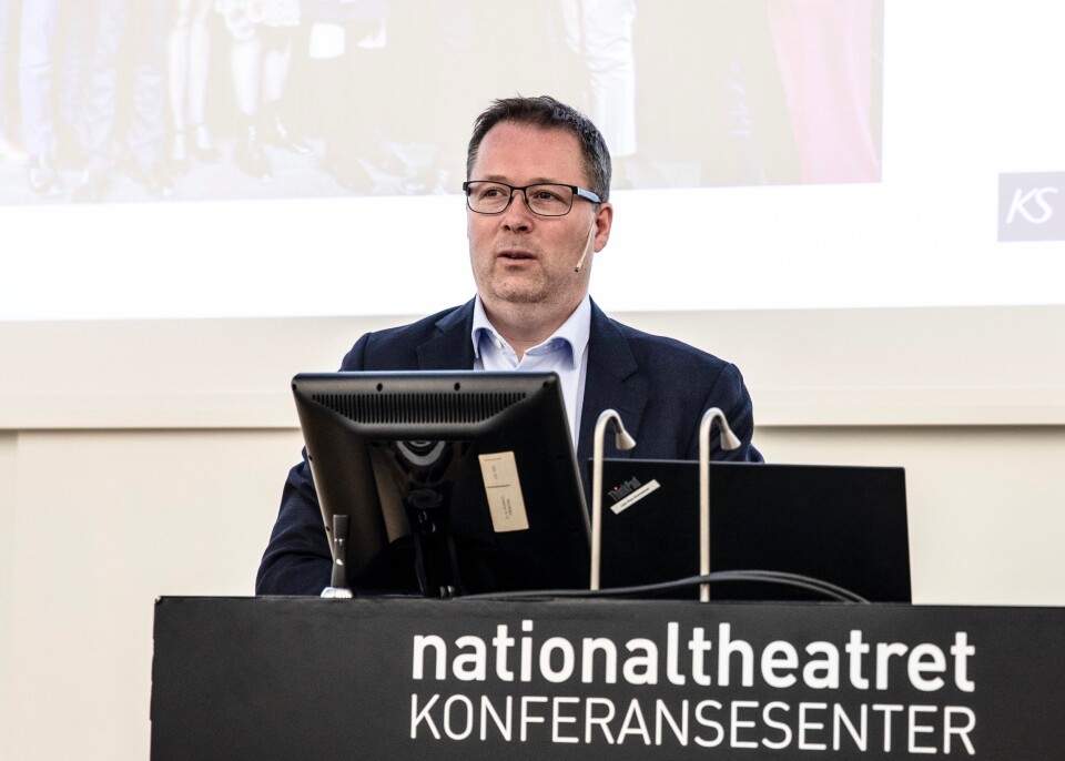 Regjeringens tiltakspakke må følges opp videre i senere tiltakspakker, sier KS-leder Bjørn Arild Gram. Regjeringens tiltakspakke må følges opp videre i senere tiltakspakker, sier KS-leder Bjørn Arild Gram.