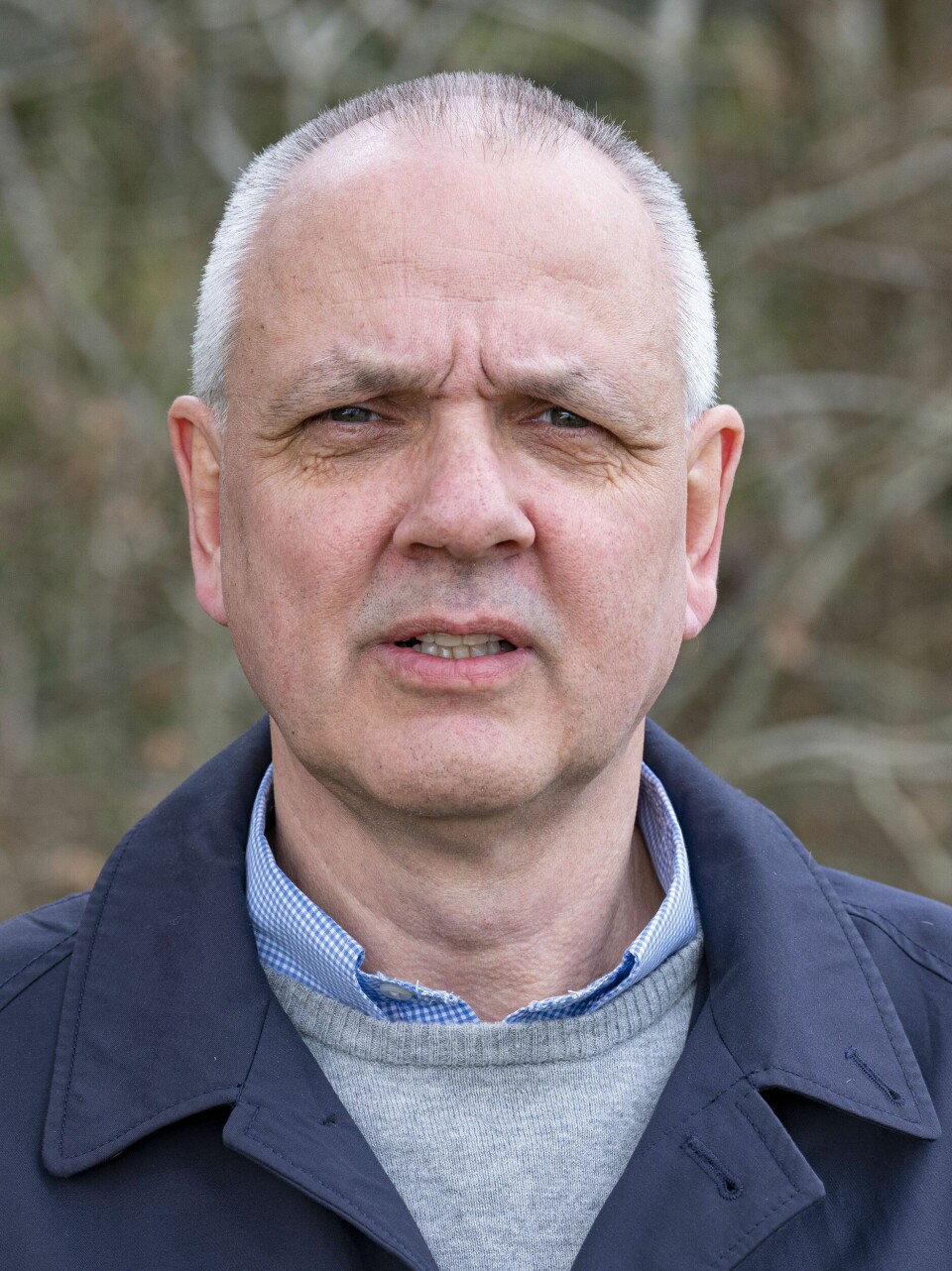 Tror det vil komme flere lokale koronautbrudd Overlege Preben Aavitsland i Folkehelseinstituttet regner med flere lokale utbrudd av korona.