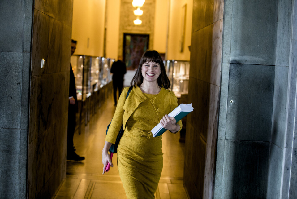Koronakrisen har gjort det nødvendig med en egen byråd for arbeid og integrering, mener byrådsleder Raymond Johansen (Ap) i Oslo. Rina Mariann Hansen går inn i posisjonen.
Foto: Magnus Knutsen Bjørke Koronakrisen har gjort det nødvendig med en egen byråd for arbeid og integrering, mener byrådsleder Raymond Johansen (Ap) i Oslo. Rina Mariann Hansen går inn i posisjonen.
Foto: Magnus Knutsen Bjørke