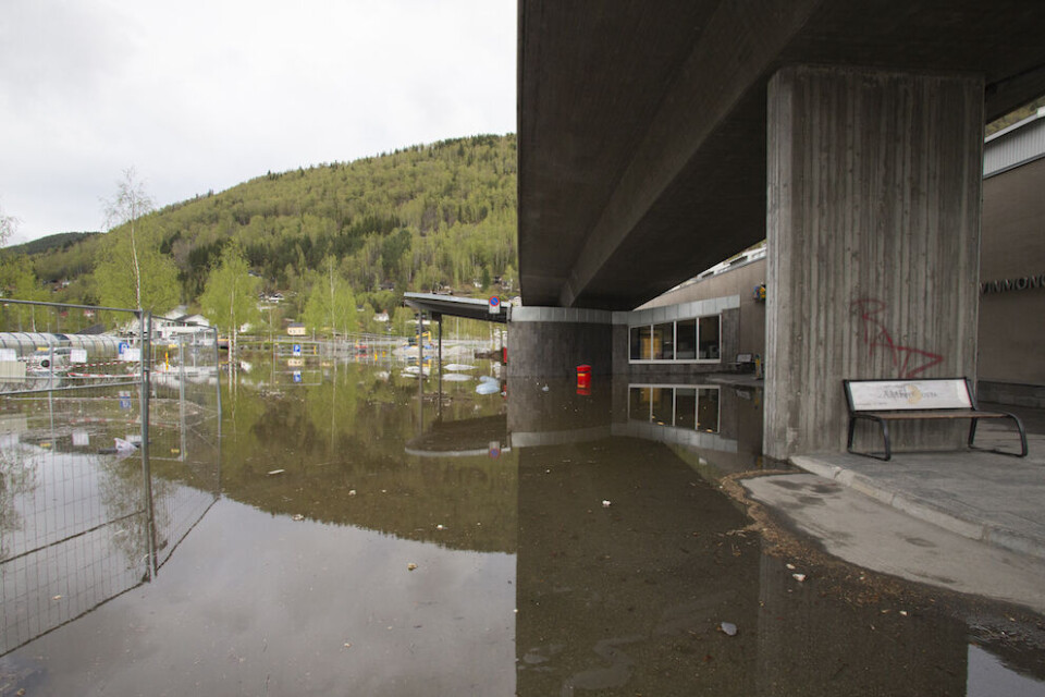 Klimatilpasning handler om mer enn penger, men det er viktig å få harde fakta på bordet, mener Ole Petter Pedersen. Bildet er fra Otta sentrum i mai i år. Foto: Fredrik Hagen, NTB scanpix Klimatilpasning handler om mer enn penger, men det er viktig å få harde fakta på bordet, mener Ole Petter Pedersen. Bildet er fra Otta sentrum i mai i år. Foto: Fredrik Hagen, NTB scanpix