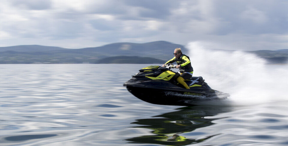 – Det er en riktig avgjørelse at kommunene får anledning til å regulere bruken av vannscooter ut fra hva som er de lokale behov, mener miljøminister Vidar Helgesen. Illustrasjonsfoto: Torstein Bøe, NTB scanpix – Det er en riktig avgjørelse at kommunene får anledning til å regulere bruken av vannscooter ut fra hva som er de lokale behov, mener miljøminister Vidar Helgesen. Illustrasjonsfoto: Torstein Bøe, NTB scanpix