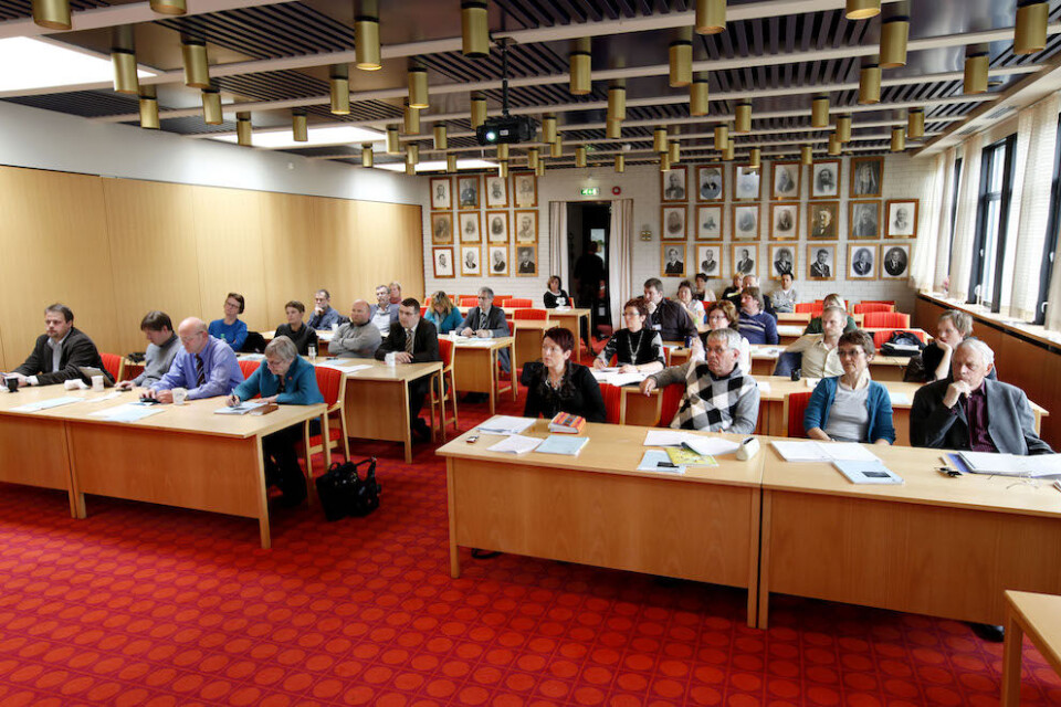 Kommunestyrene bør eksperimentere med organisering og arbeidsmåter, mener Kommunal Rapport. Illustrasjonsfoto: Bjørn Erik Olsen Kommunestyrene bør eksperimentere med organisering og arbeidsmåter, mener Kommunal Rapport. Illustrasjonsfoto: Bjørn Erik Olsen
