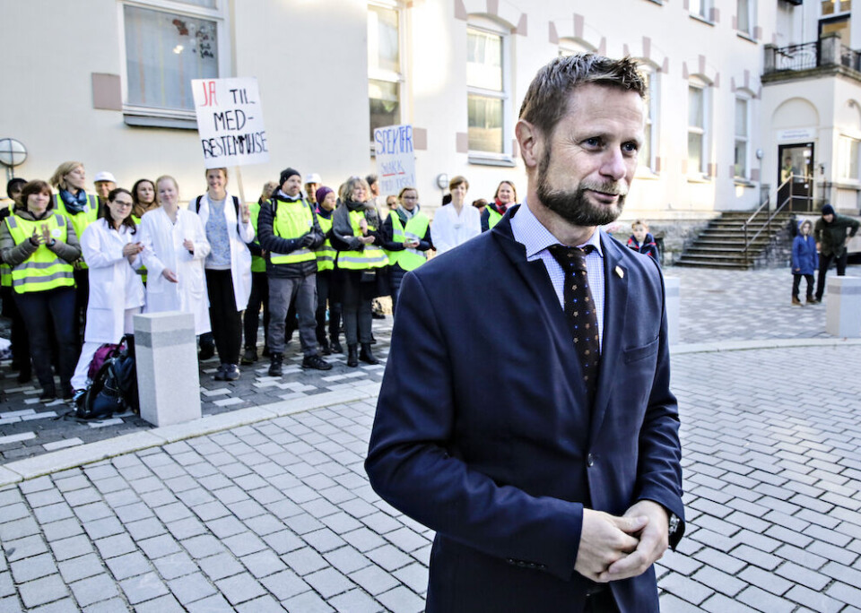 – Vi forventer at Bent Høie og regjeringen tar sitt ansvar, og sørger for at sykehusene får de pengene som trengs for å gi oss trygge og gode helsetjenester, skriver Ap-topper i Møre og Romsdal. lllustrasjonsfoto: Ørjan Deisz, BT/NTB scanpix – Vi forventer at Bent Høie og regjeringen tar sitt ansvar, og sørger for at sykehusene får de pengene som trengs for å gi oss trygge og gode helsetjenester, skriver Ap-topper i Møre og Romsdal. lllustrasjonsfoto: Ørjan Deisz, BT/NTB scanpix