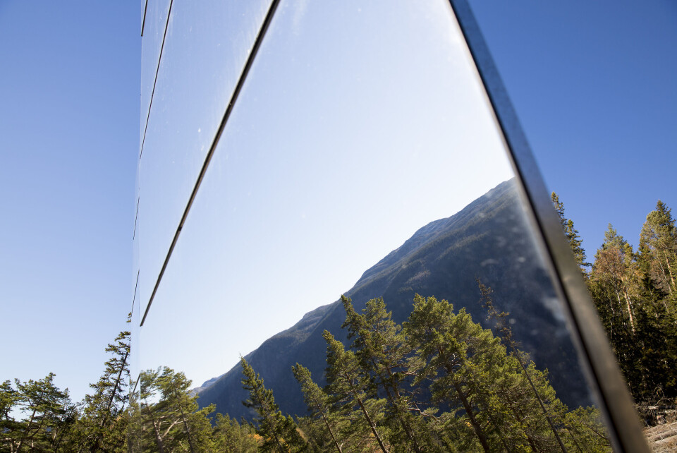 Tinn kommune, nå også kjent for solspeilet på Rjukan, har vært åpen om bruken av PR-byrå. Foto: Tore Meek, NTB scanpix Tinn kommune, nå også kjent for solspeilet på Rjukan, har vært åpen om bruken av PR-byrå. Foto: Tore Meek, NTB scanpix