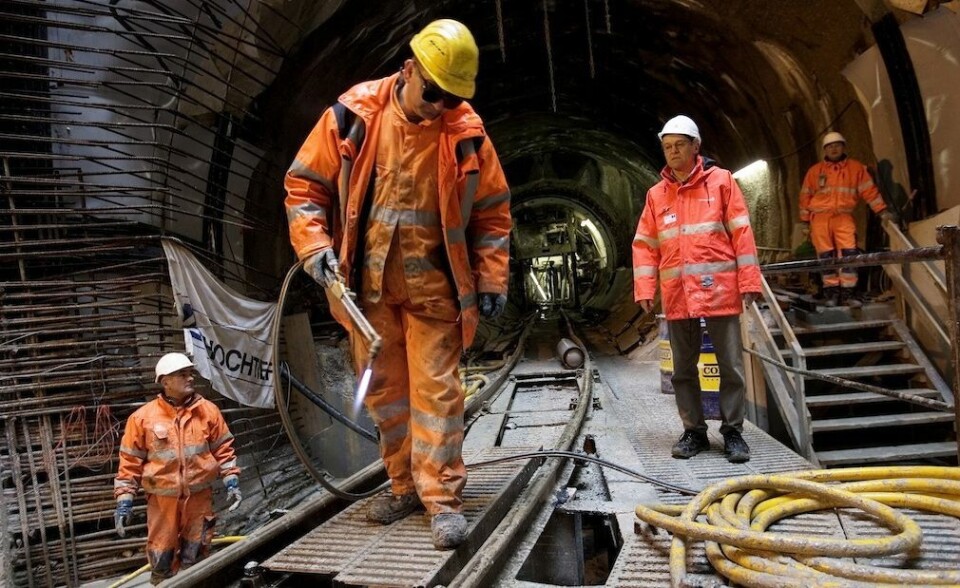 Mange ingeniører kunne tenke seg å sørge for tekniske velferdstjenester til innbyggerne. Derfor er det viktig å beskrive jobben på en måte som vekker interesse hos potensielle søkere, mener Kjetil E. Lein i NITO. Illustrasjonsfoto: Klaus Holsting, NTB scanpix Mange ingeniører kunne tenke seg å sørge for tekniske velferdstjenester til innbyggerne. Derfor er det viktig å beskrive jobben på en måte som vekker interesse hos potensielle søkere, mener Kjetil E. Lein i NITO. Illustrasjonsfoto: Klaus Holsting, NTB scanpix
