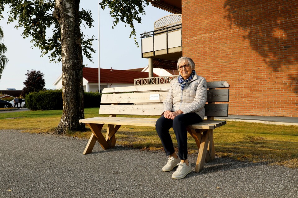 Anne Grete Gjerden (84) i Askim fortalte i Kommunal Rapport om hvor hardt besøksrestriksjonene rammet ektemannen hennes som bor på sykhjem. Anne Grete Gjerden (84) i Askim fortalte i Kommunal Rapport om hvor hardt besøksrestriksjonene rammet ektemannen hennes som bor på sykhjem.