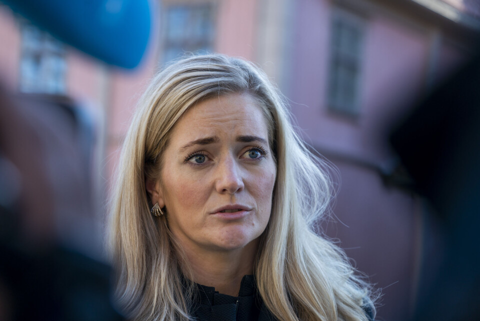 Justisminister Emilie Enger Mehl (Sp) har tatt initiativ til et møte med Oslo kommune og Oslo politidistrikt etter at det har vært flere skyteepisoder. Justisminister Emilie Enger Mehl (Sp) har tatt initiativ til et møte med Oslo kommune og Oslo politidistrikt etter at det har vært flere skyteepisoder.